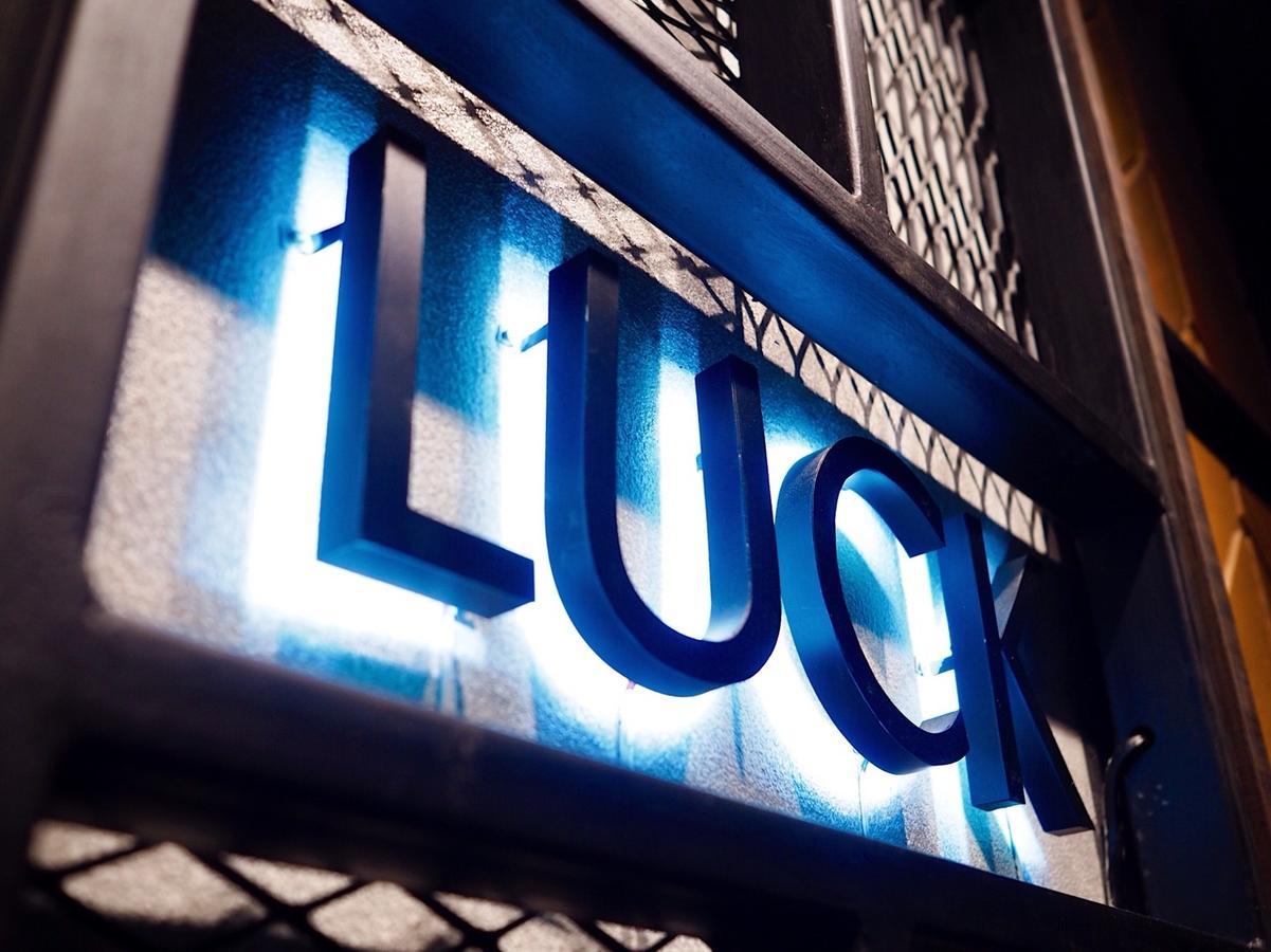 Luck Esan Loft Otel Ubon Ratchathani Dış mekan fotoğraf