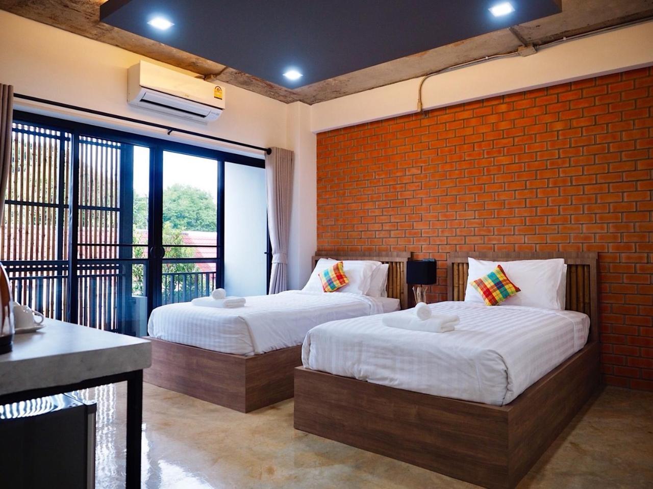 Luck Esan Loft Otel Ubon Ratchathani Dış mekan fotoğraf