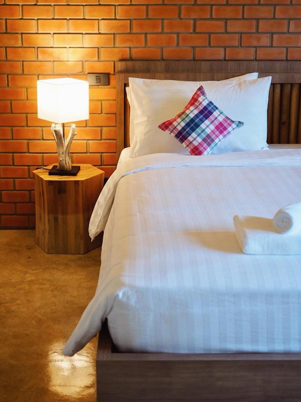 Luck Esan Loft Otel Ubon Ratchathani Dış mekan fotoğraf