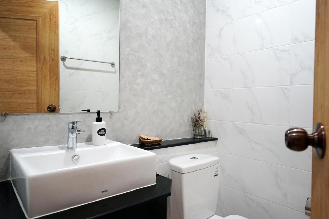 Luck Esan Loft Otel Ubon Ratchathani Dış mekan fotoğraf
