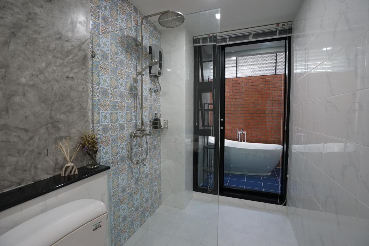 Luck Esan Loft Otel Ubon Ratchathani Dış mekan fotoğraf