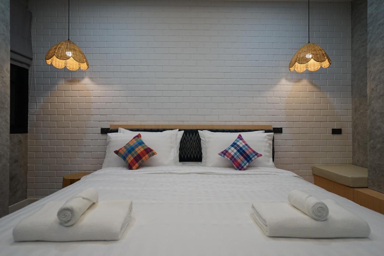 Luck Esan Loft Otel Ubon Ratchathani Dış mekan fotoğraf